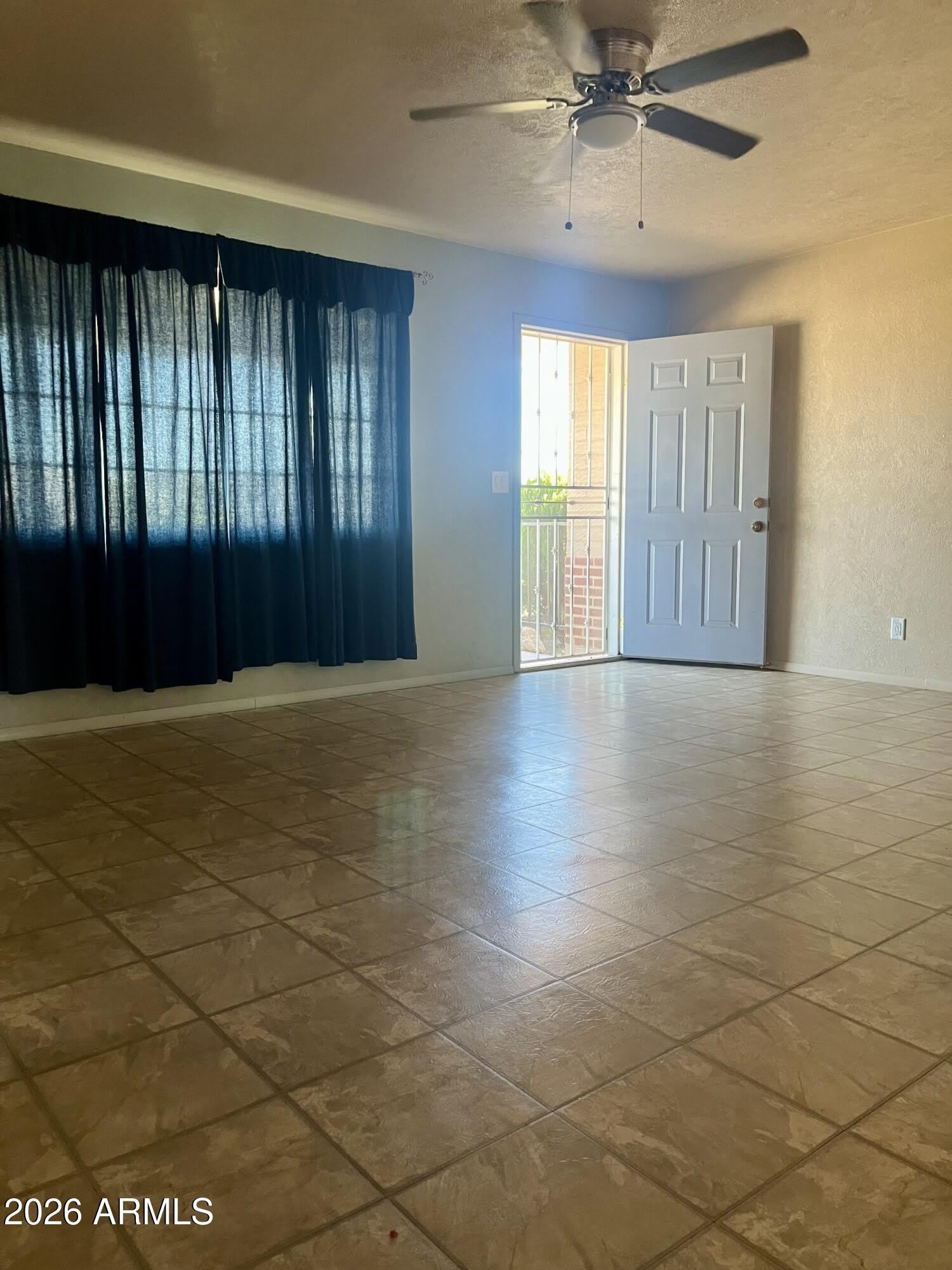 2315 W Butler Drive – photo 2