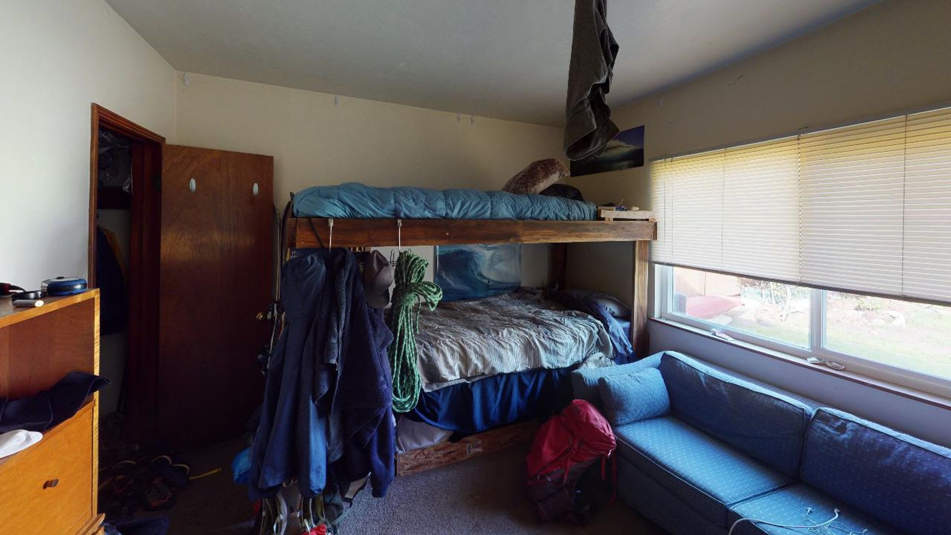 3 Bedroom 2 Bathroom Home – photo 5