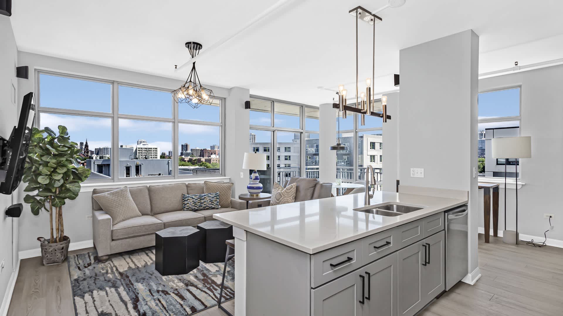 511 West Division Street – photo 5