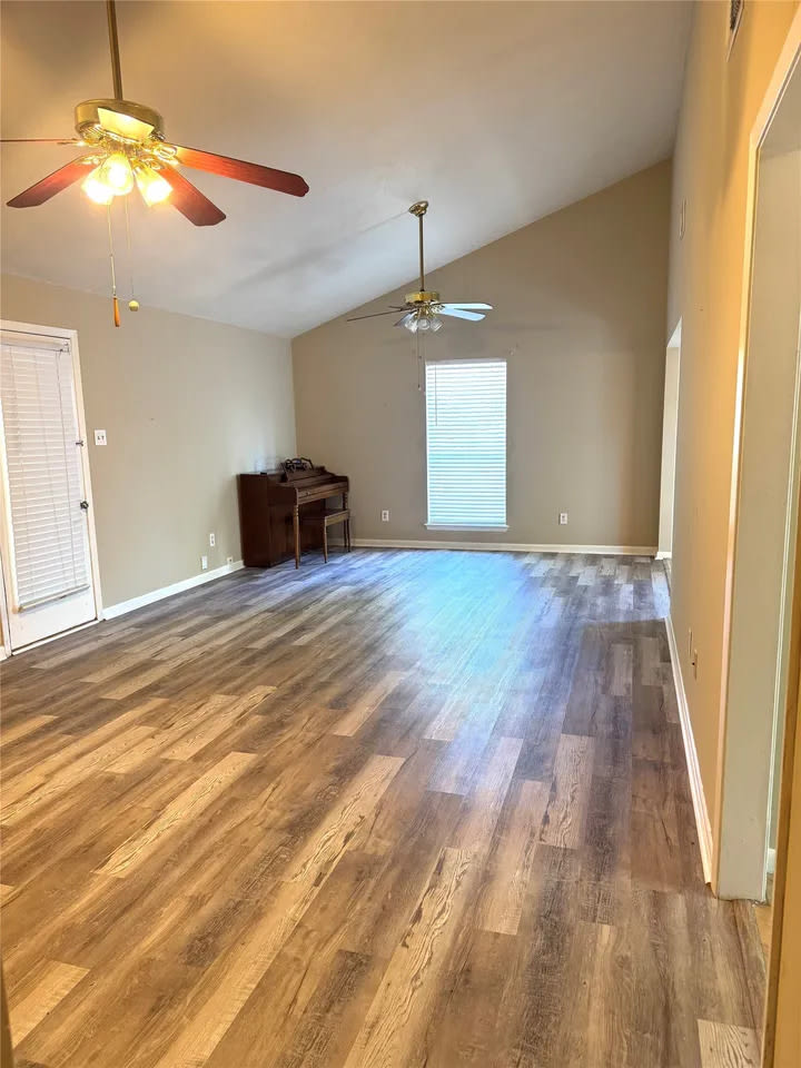 3001 Brook Drive – photo 3