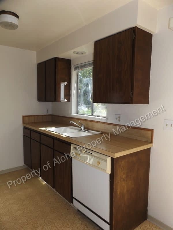 2010 N Hailey Ln – photo 5