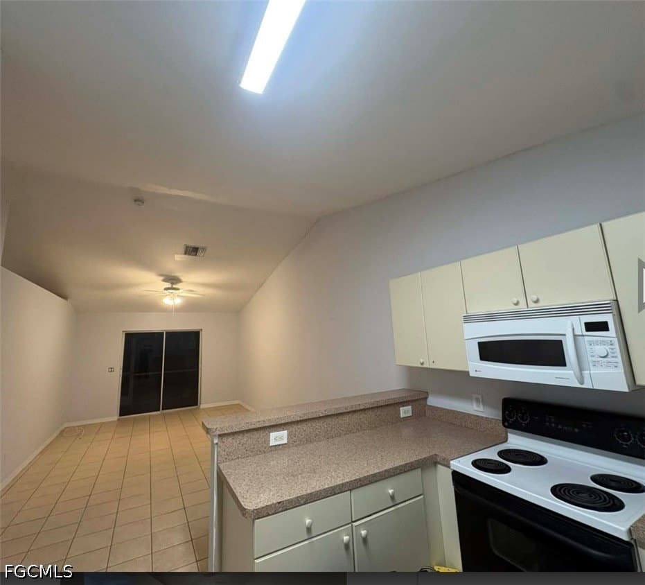 1002 W 12th Street – photo 1