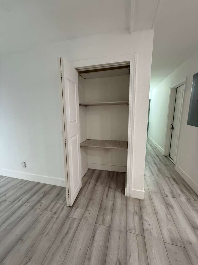 7907 Northwest 73rd Terrace – photo 4