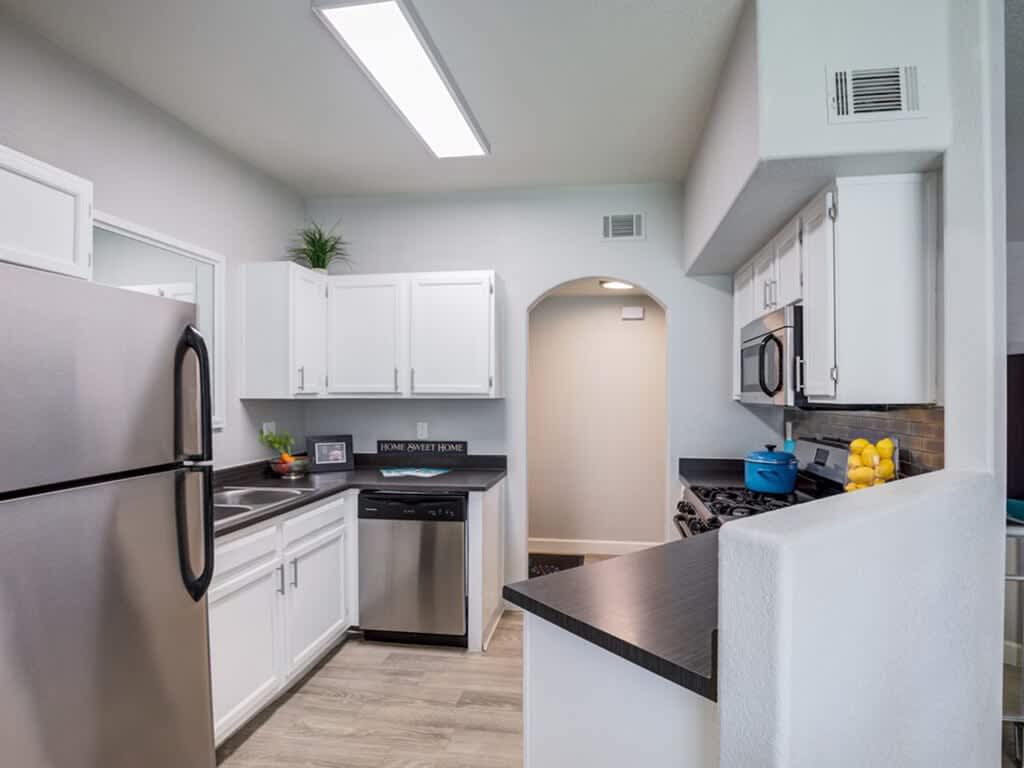 Collage Apartment Homes – photo 2