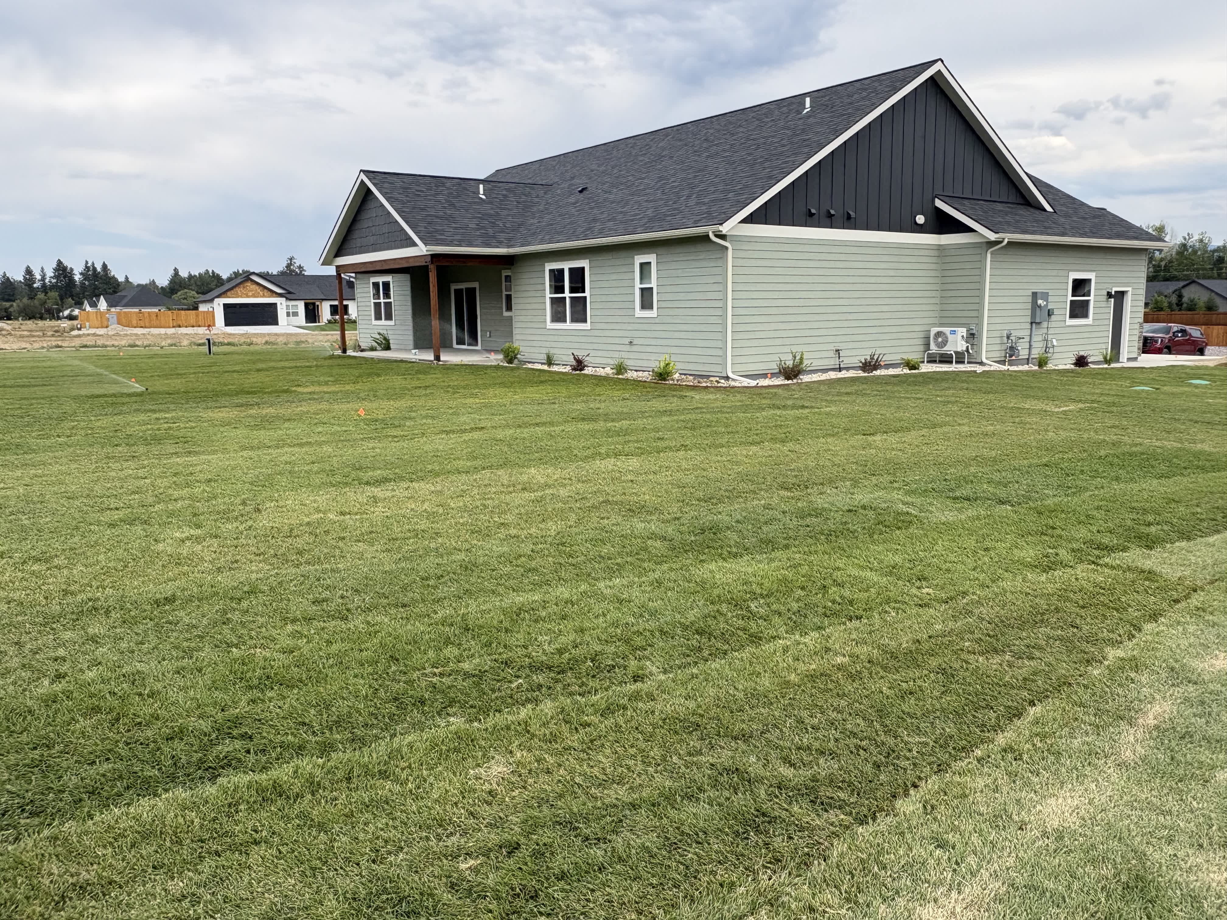 363 Buckaroo Blvd – photo 4