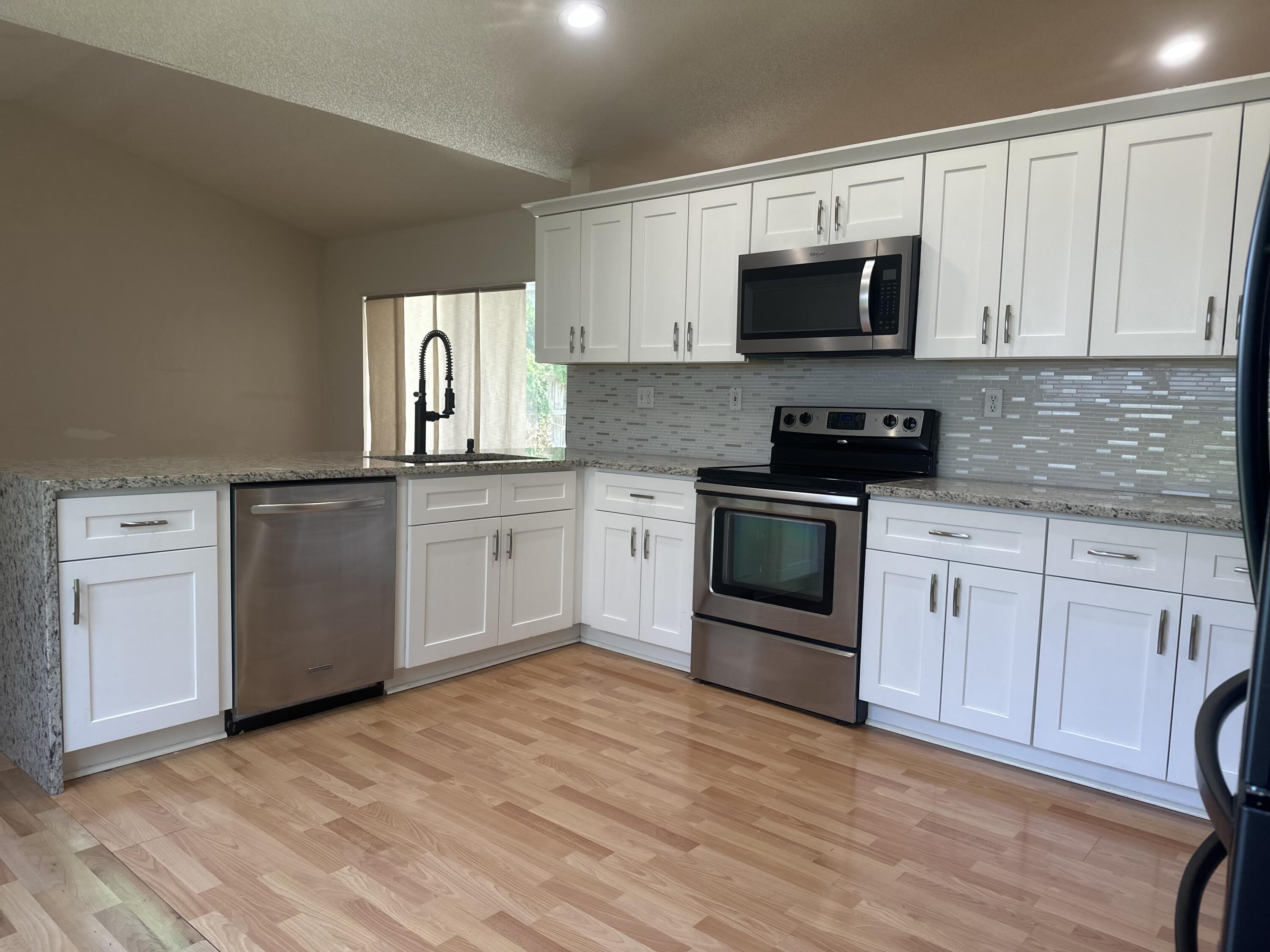 9825 NW 54th Place – photo 5