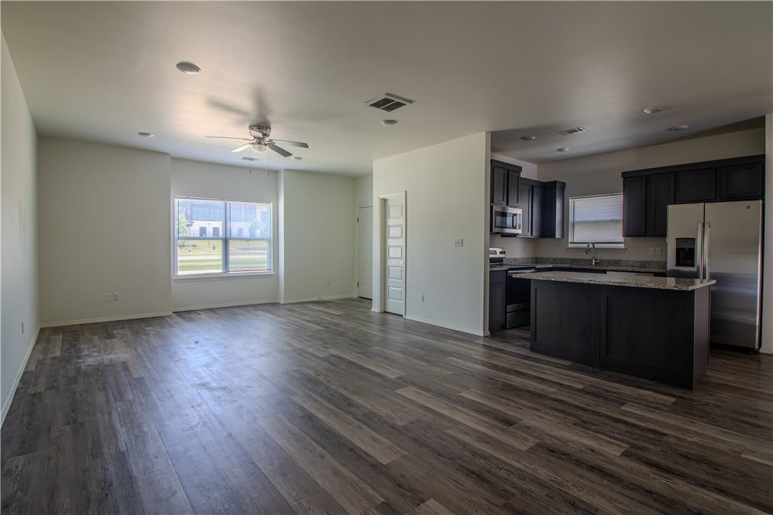 803 S Rupple Road – photo 4