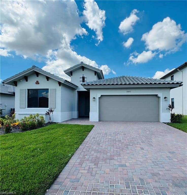 5105 PENELLA AVE – photo 1