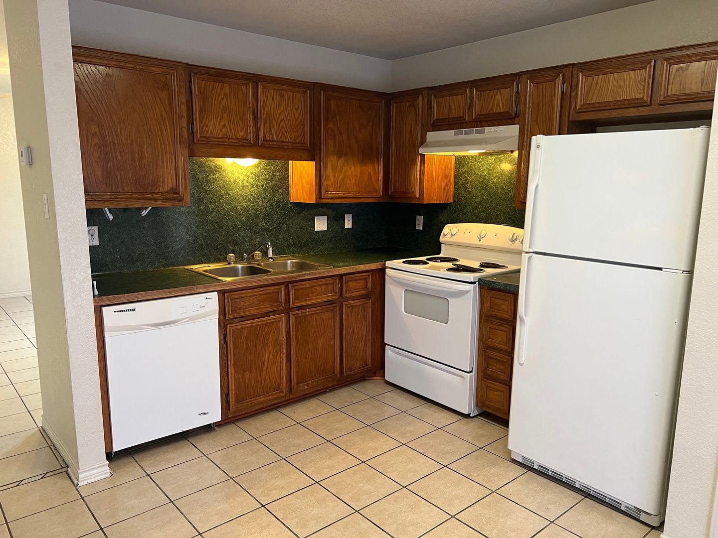 2517 Schwald Rd For Details Move In Special 400 Off First Full Months Rent – photo 3