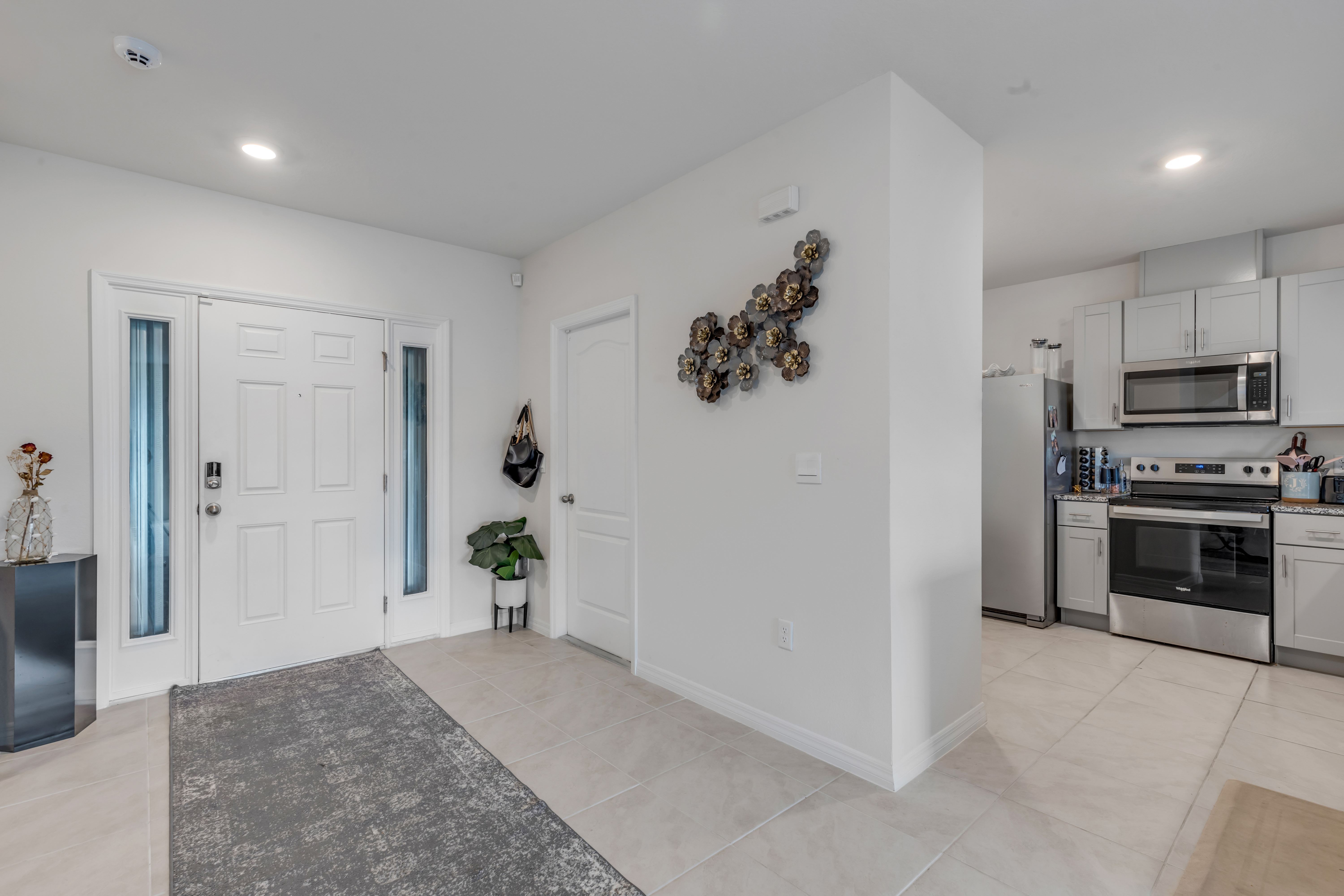 2724 Silver Canoe Dr – photo 3