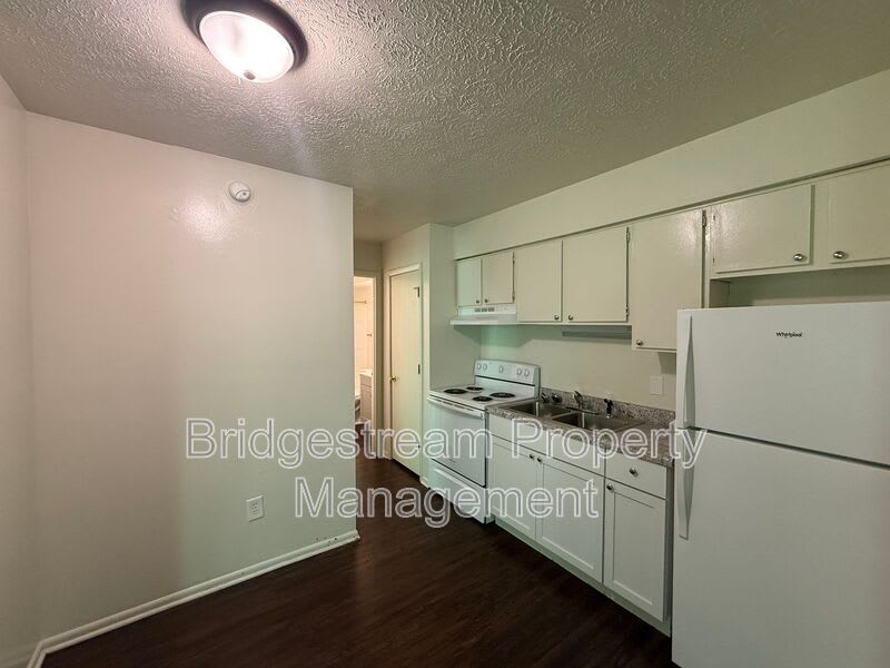 3001 Idylwilde Blvd – photo 3