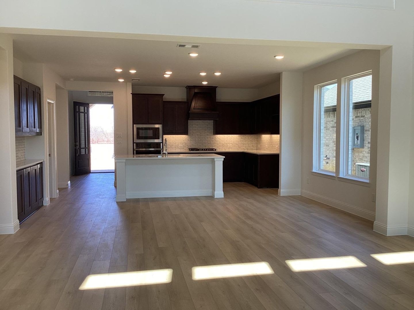 Spacious 4BR House in Celina – photo 4