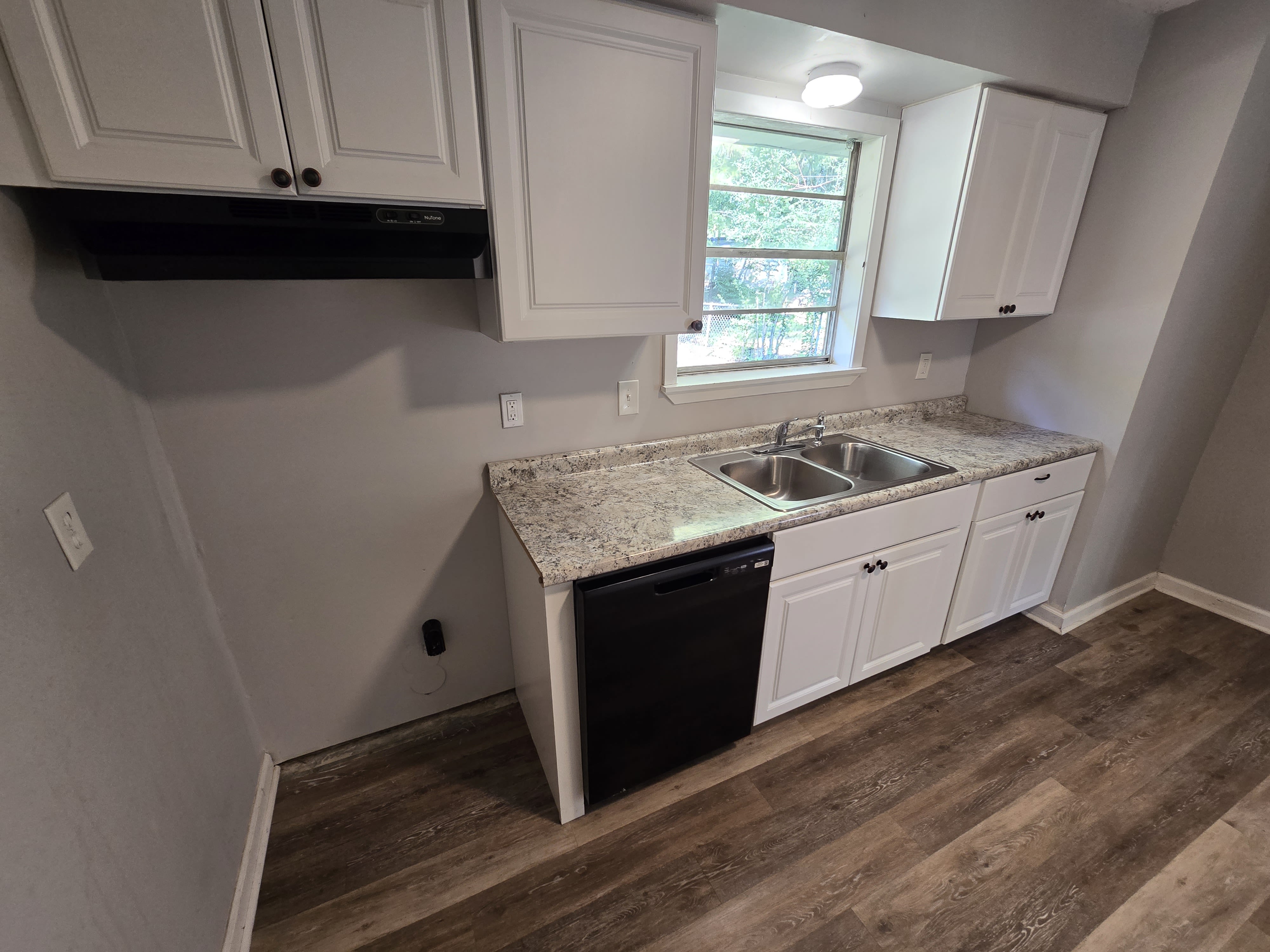 9010 Tedburn Cir – photo 5