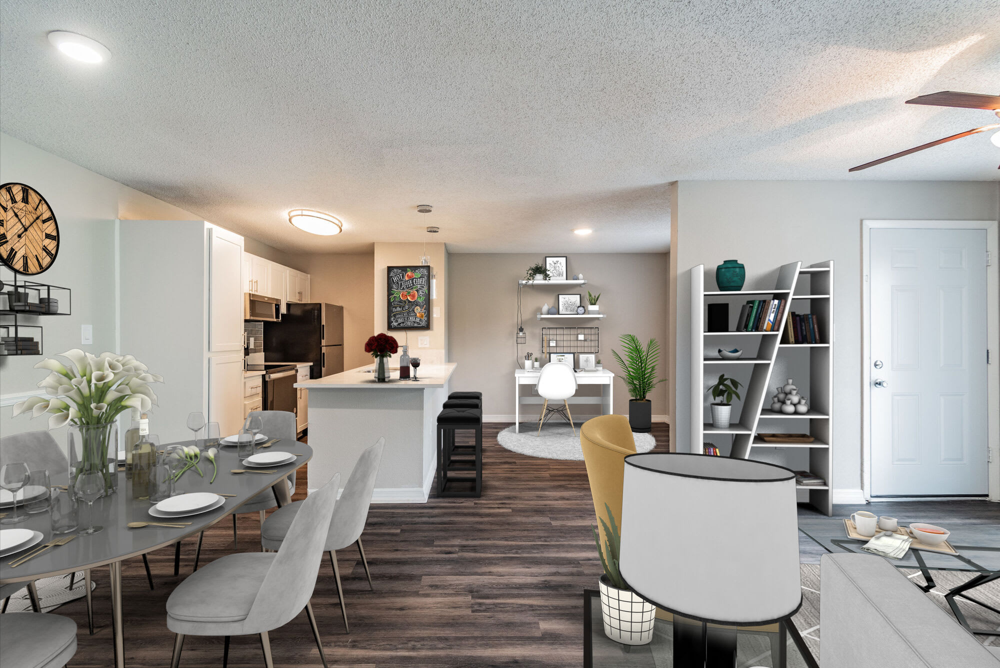 Lakeside Central Apartments – photo 2