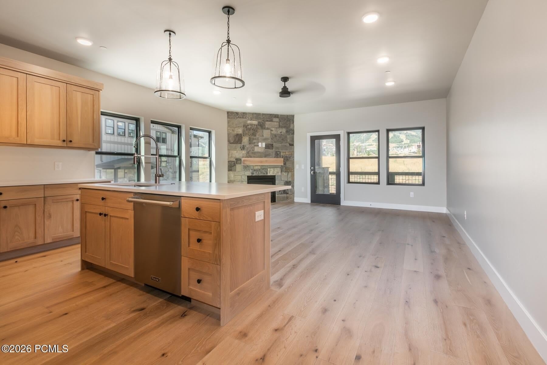 1124 W Vos Circle – photo 3