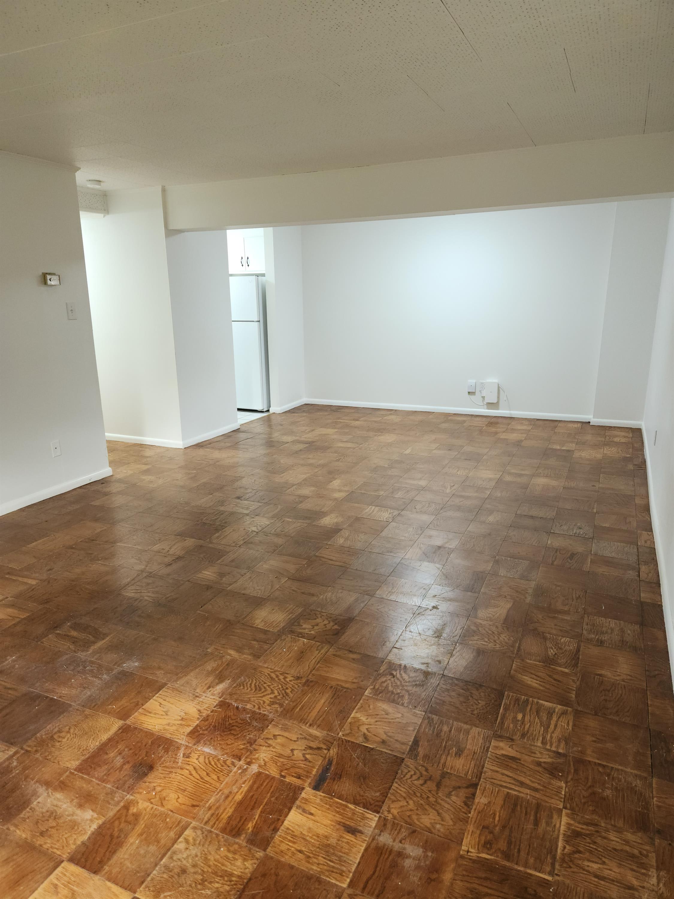 163 Peyton Street – photo 2