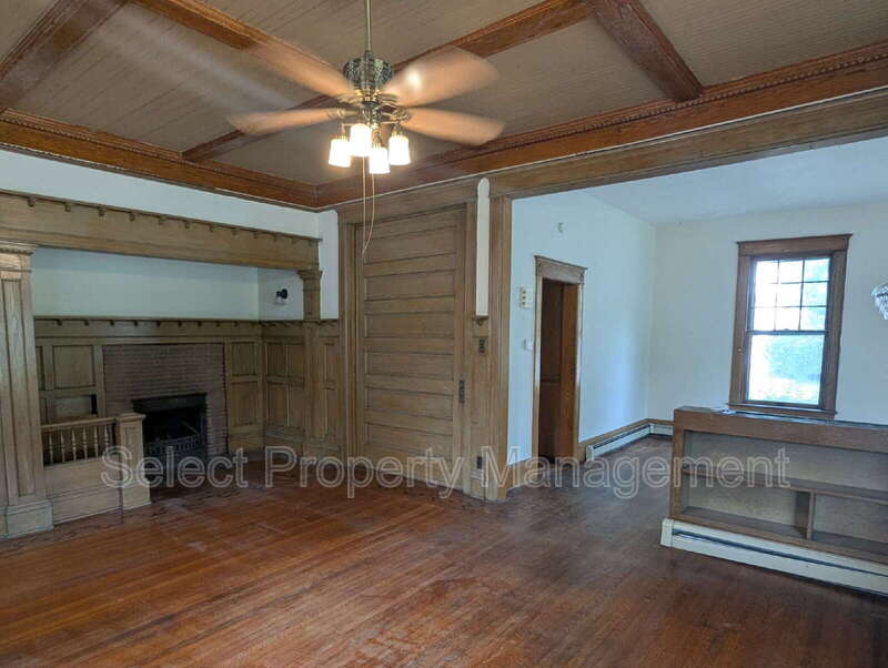 1025 Crescent Ave – photo 4