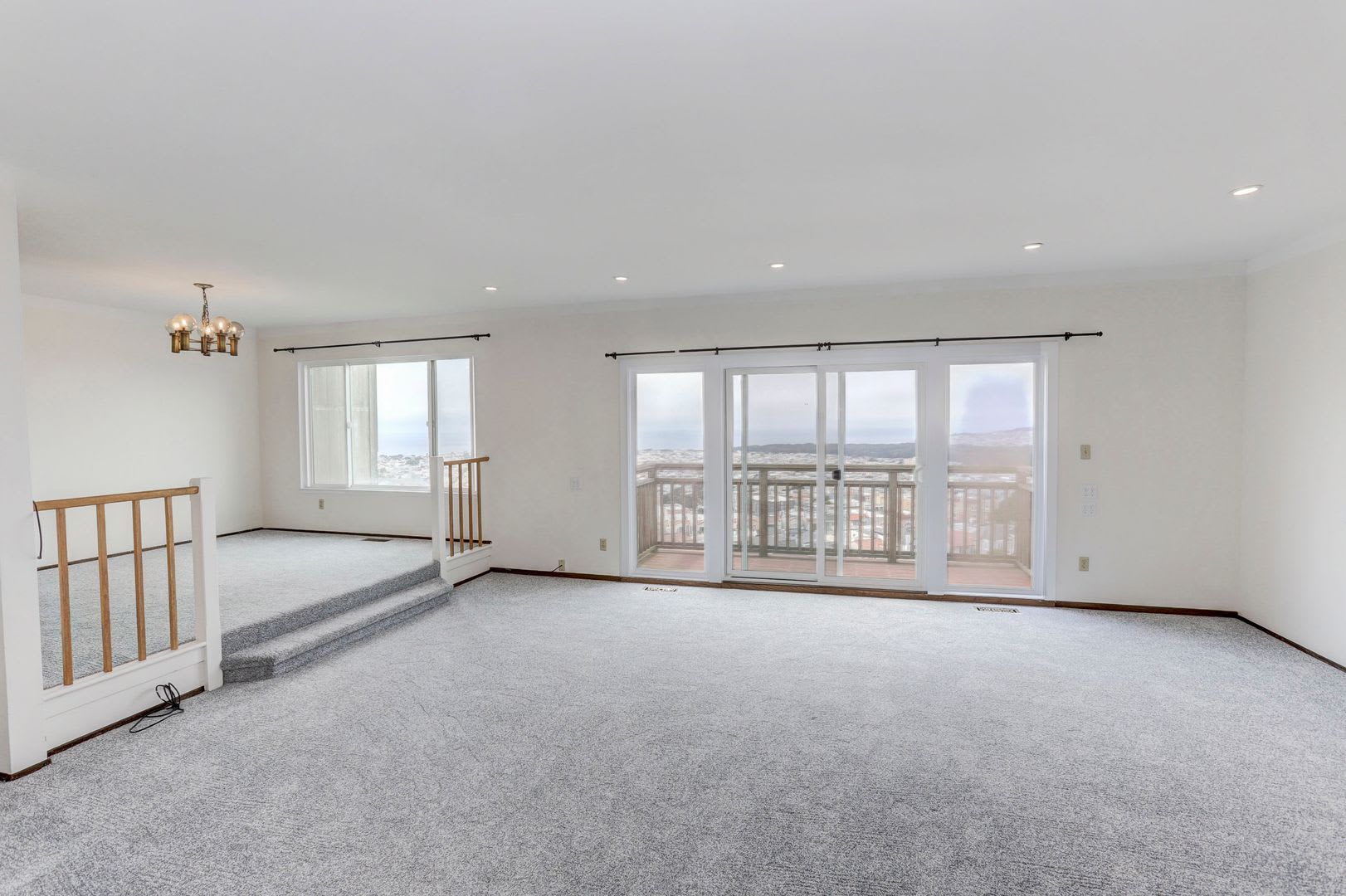 4Br 2 5Ba Pet Friendly Golden Gate Heights Home With Views Bonus Room 2 Car Garage Youtube Tour – photo 4