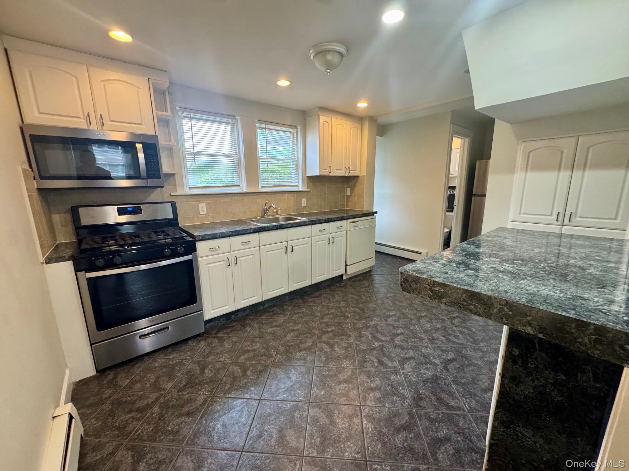 1 Allen Street – photo 2