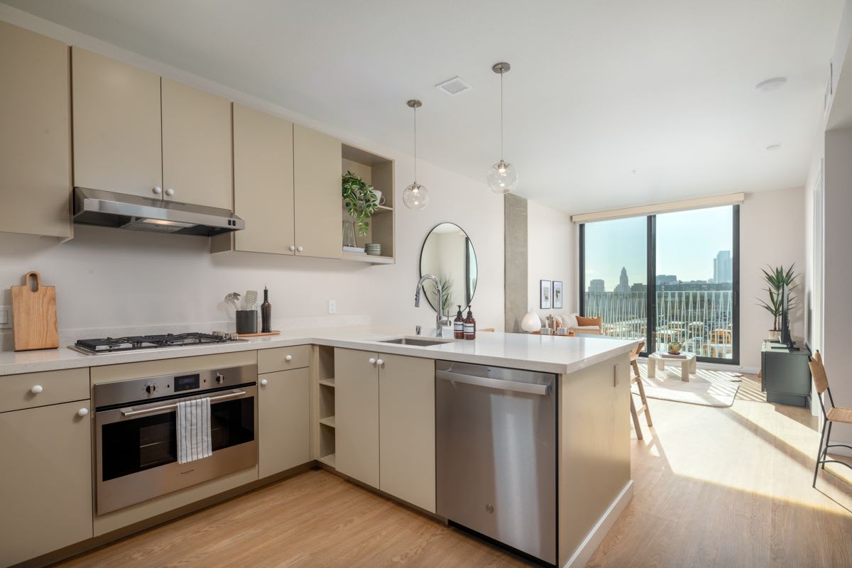 Park East – photo 5
