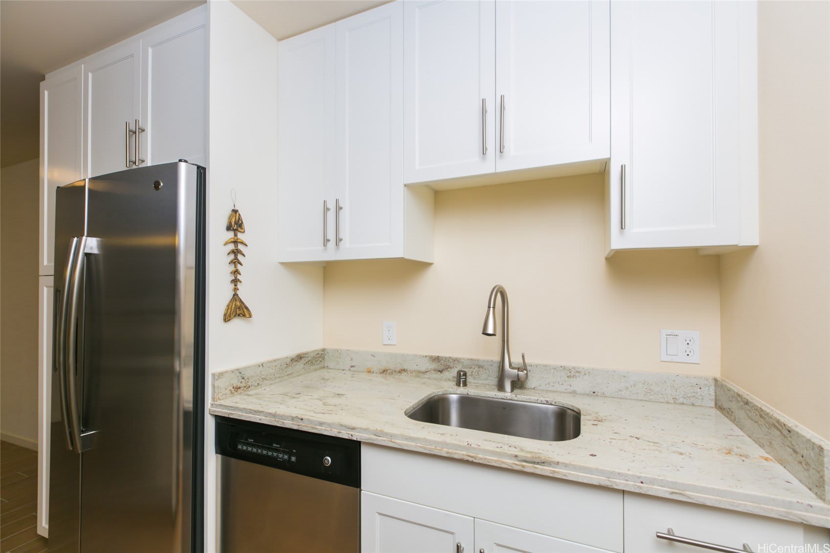 1810 Kaioo Drive – photo 2