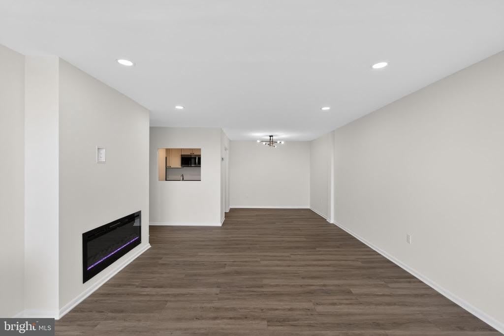 309 FLORENCE AVENUE – photo 2