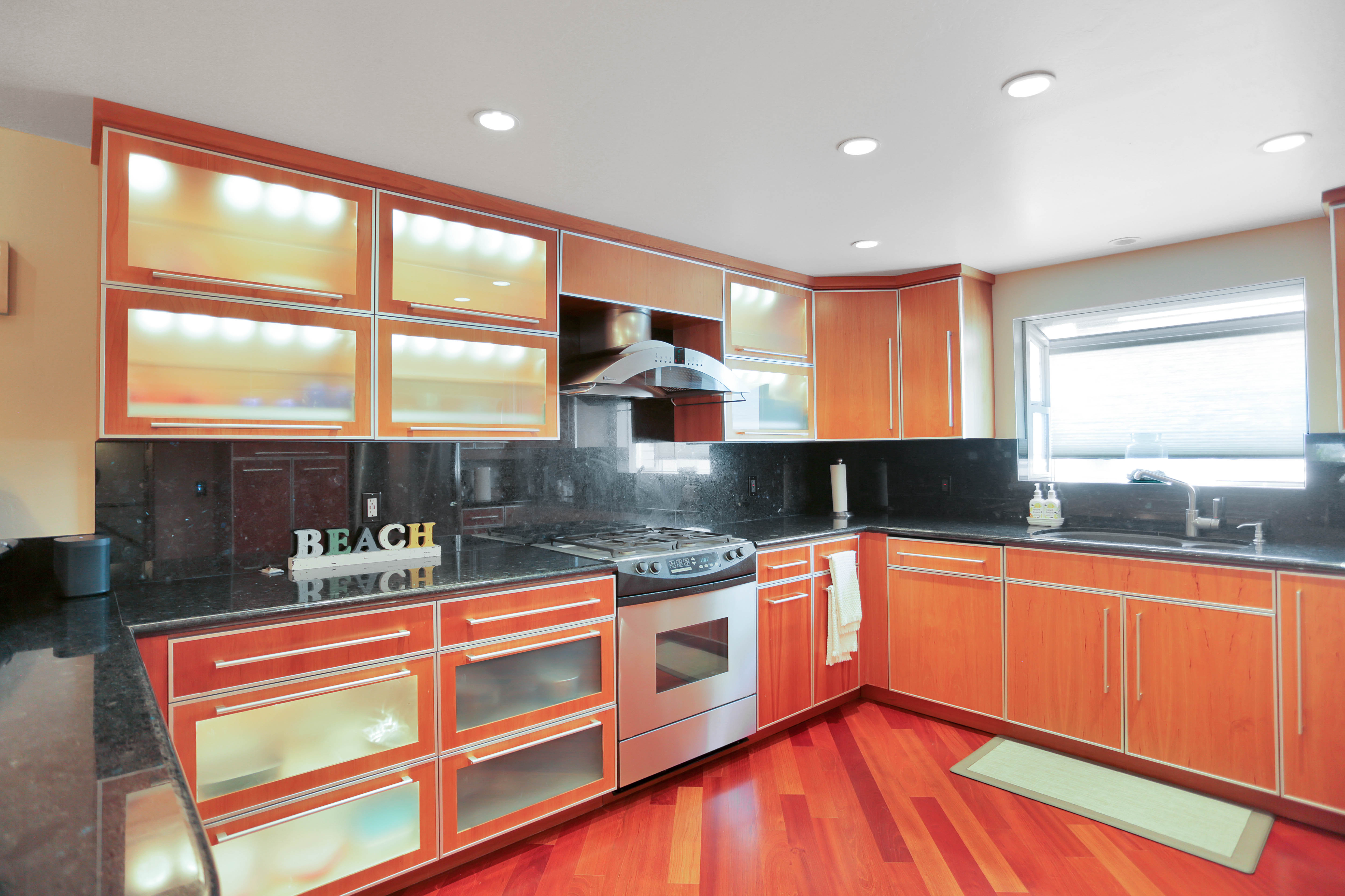 821 Nantasket Ct – photo 4