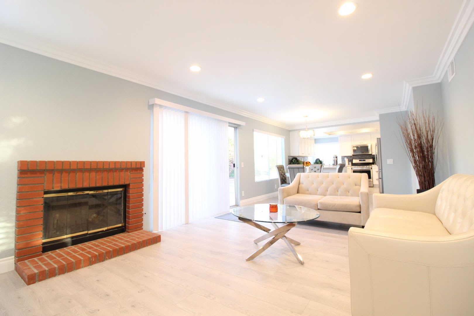 EXCLUSIVE MISSION GROVE EXECUTIVE HOME W/VIEWS! 6+3 – photo 3