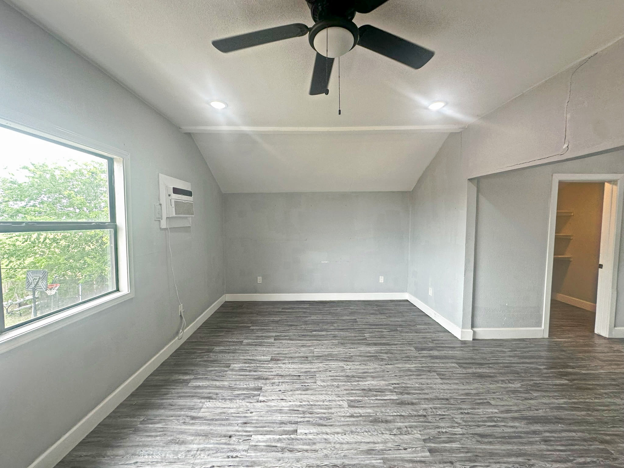 7550 Oak Chase – photo 5