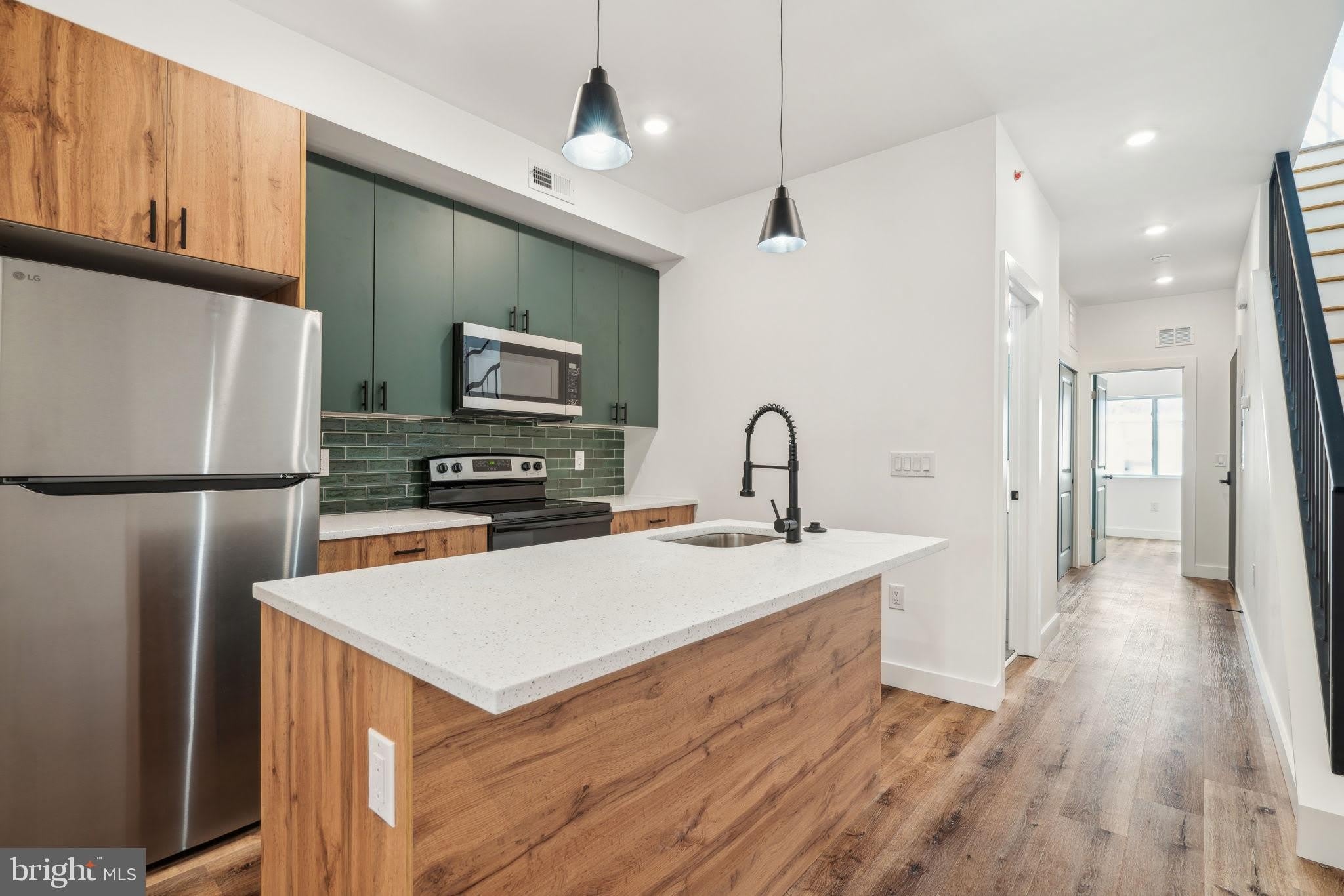 2630 N 11TH Street – photo 3