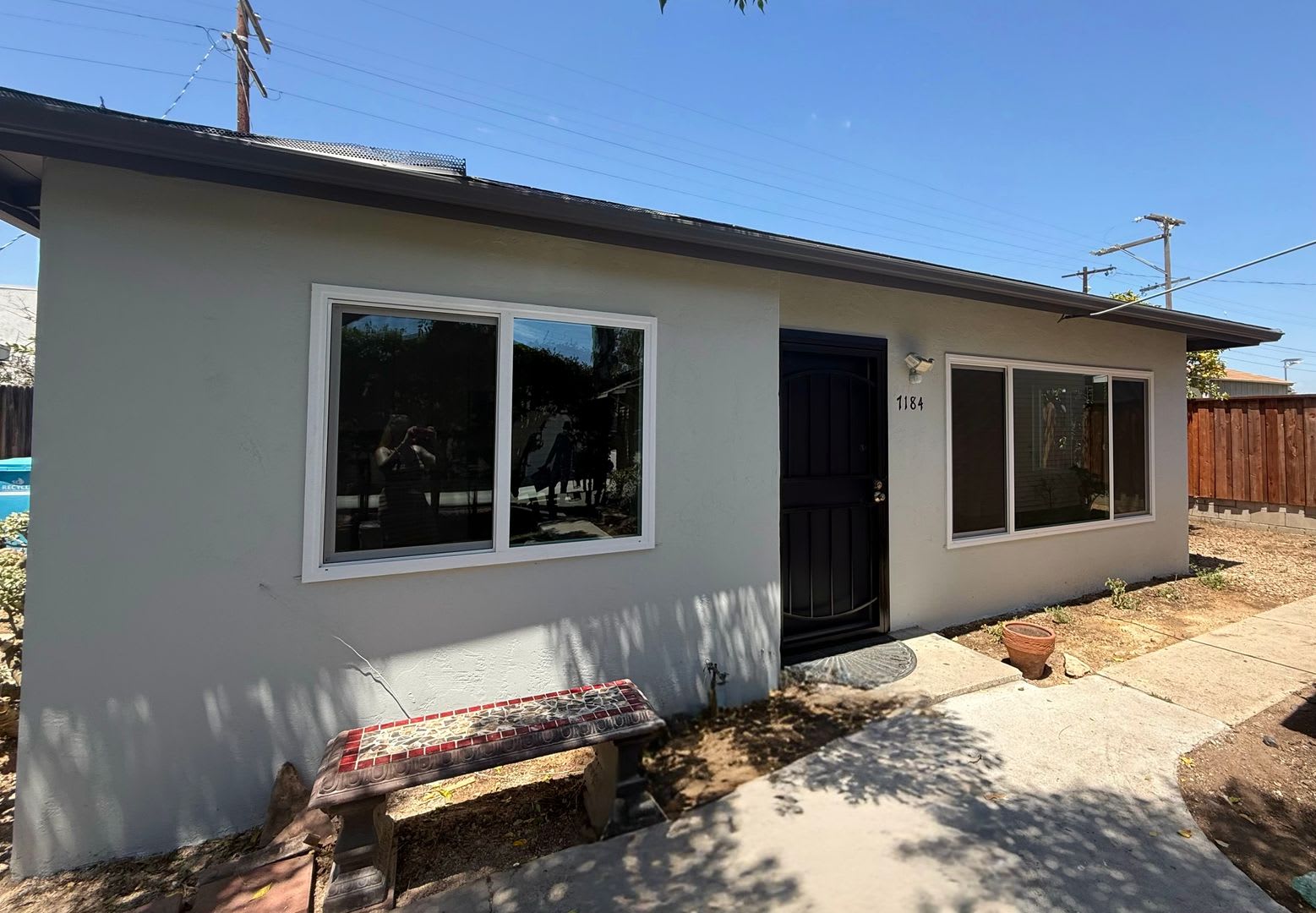 Completely Renovated 2 Bed / 1 Bath Back House – Move-In Ready! – photo 2