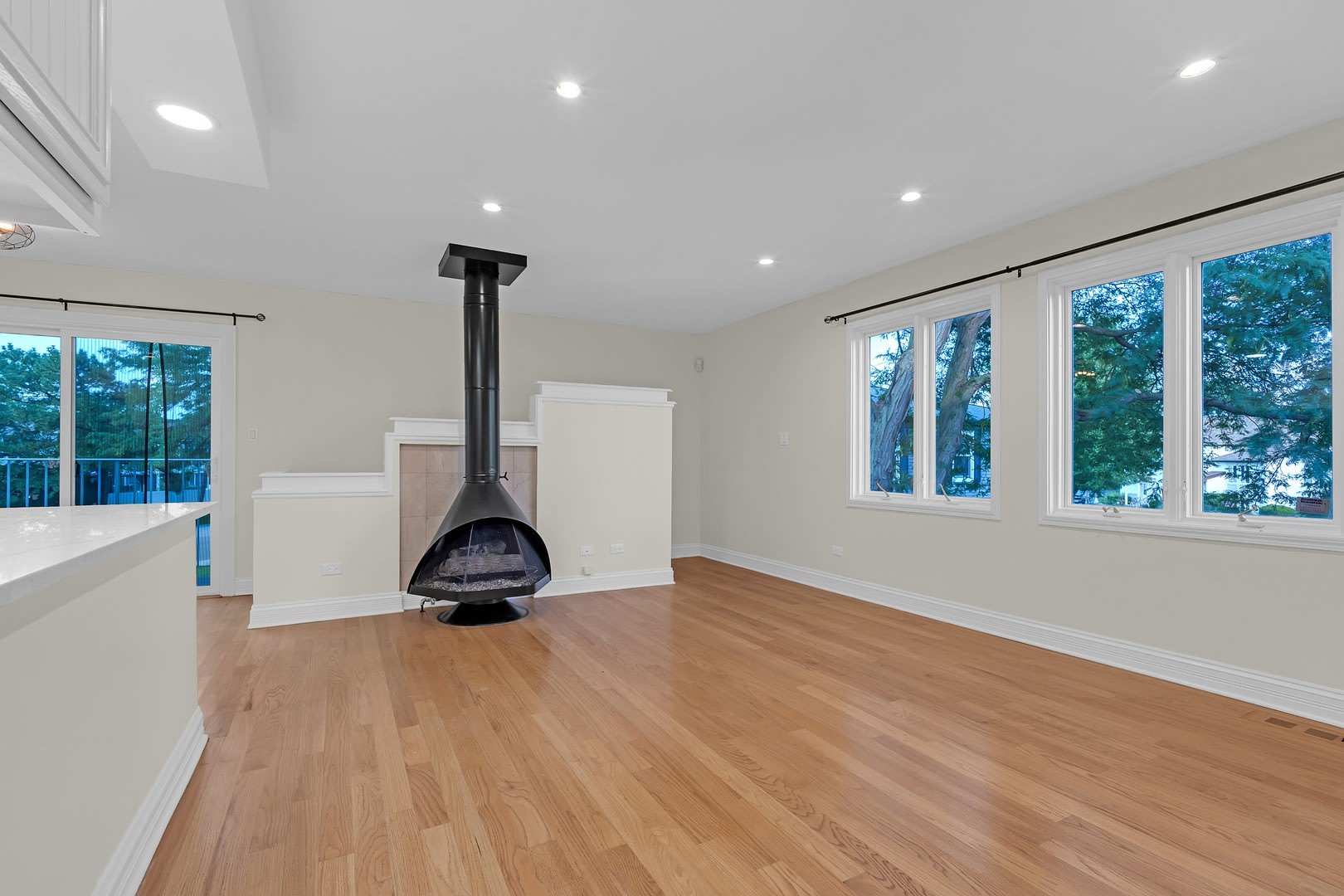 608 Inverrary Lane – photo 2