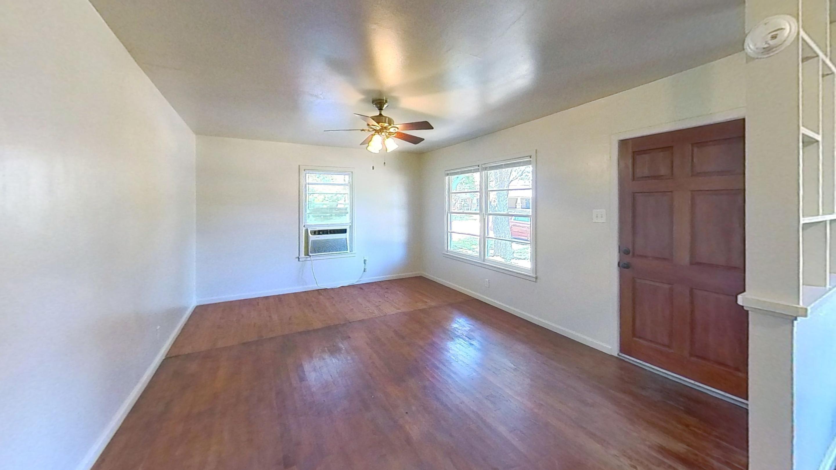 103 Meiners St – photo 4