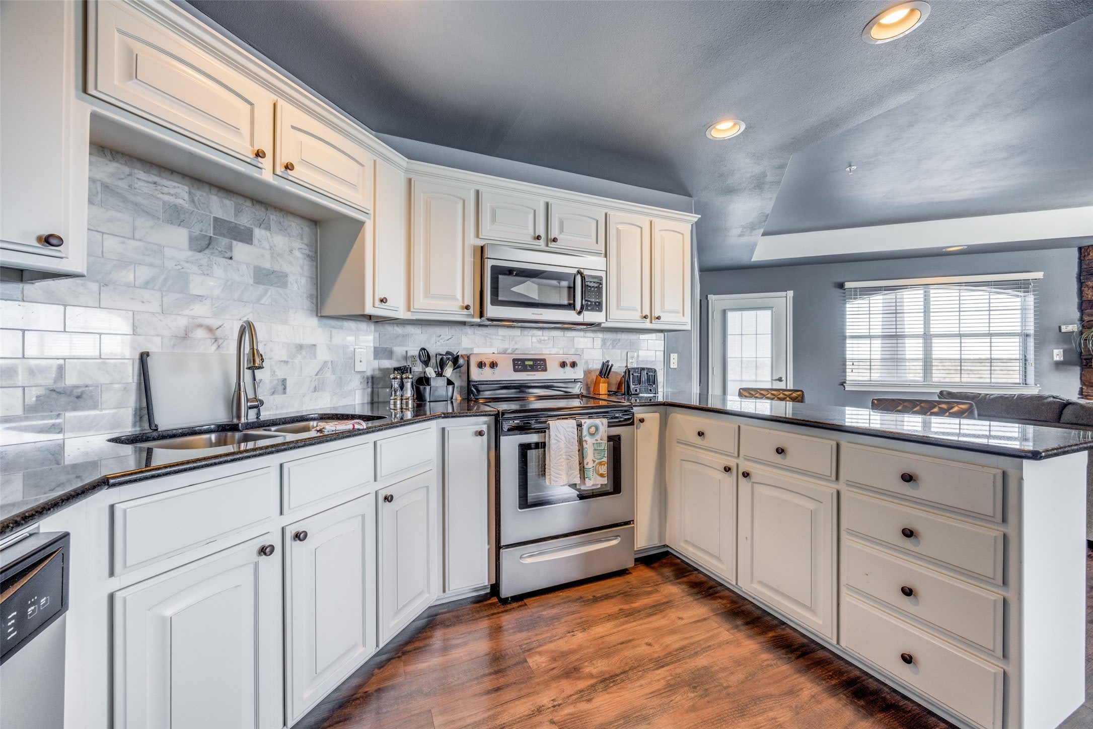 290 Tanglewood Circle – photo 3