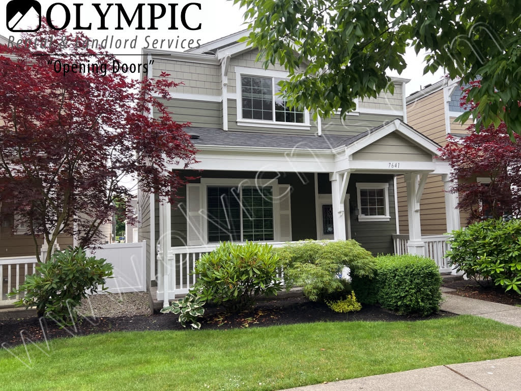 7641 Columbia Way NE – photo 1