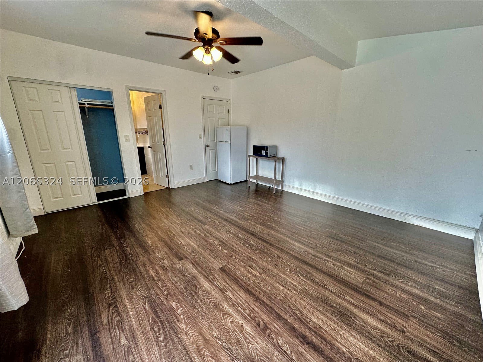 6773 Camelia Dr – photo 2