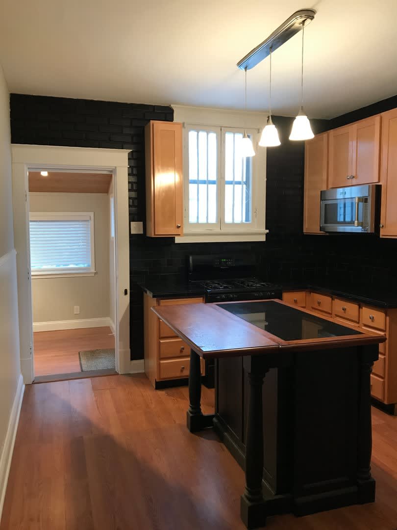 Beautiful Renovated Home near Sublette Park – photo 4