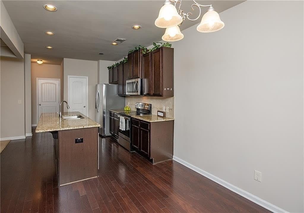 7490 Silk Tree Pointe – photo 5