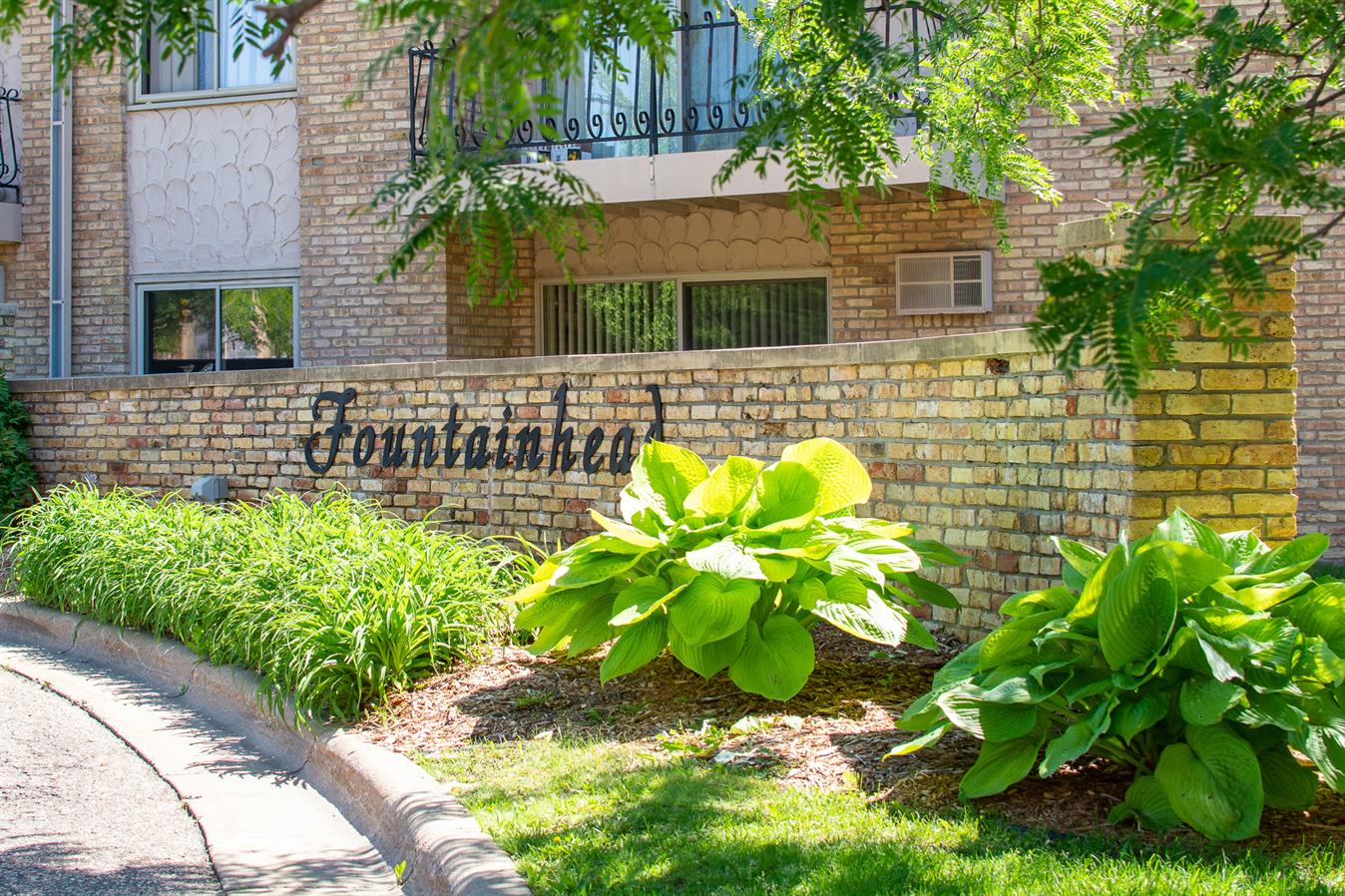 Fountainhead Apartments – photo 1