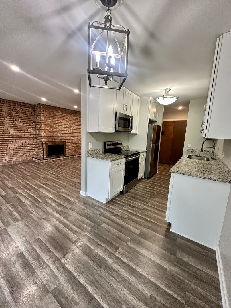 5500 Hillcrest Lane – photo 2