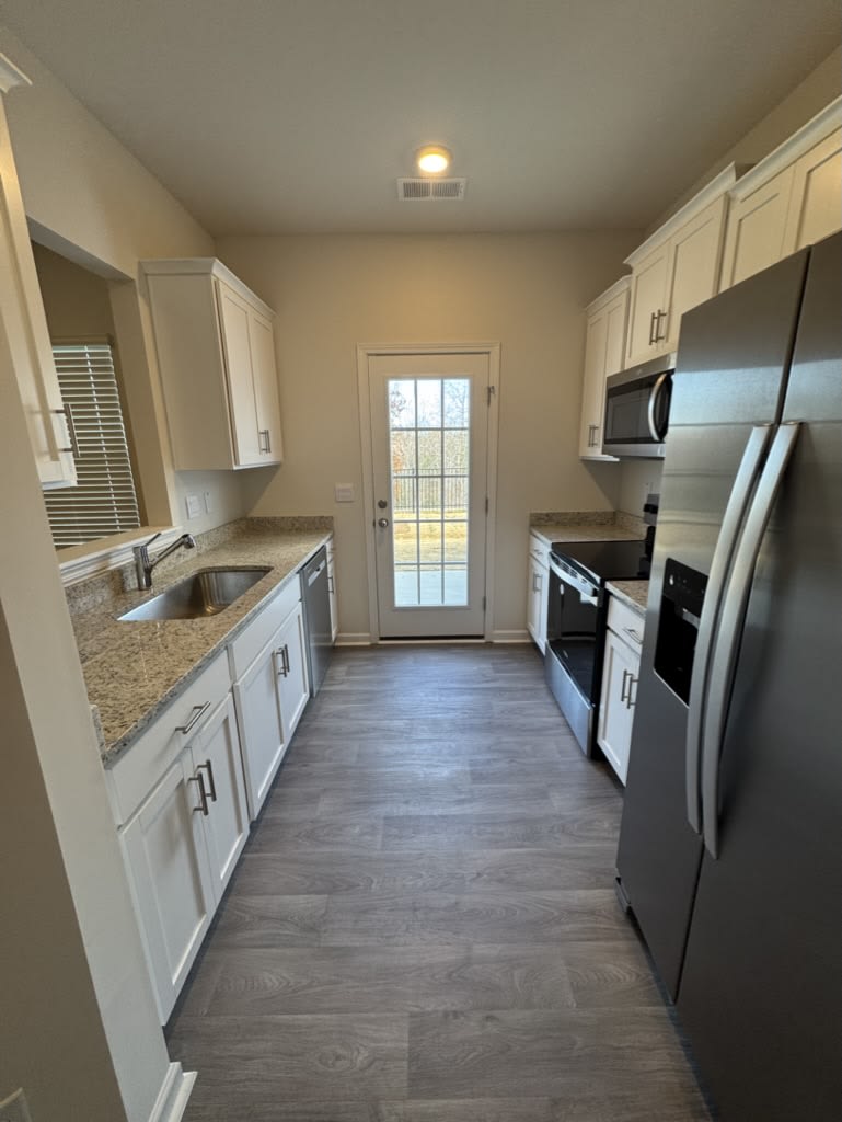 1343 Amberview Lane 1 – photo 2