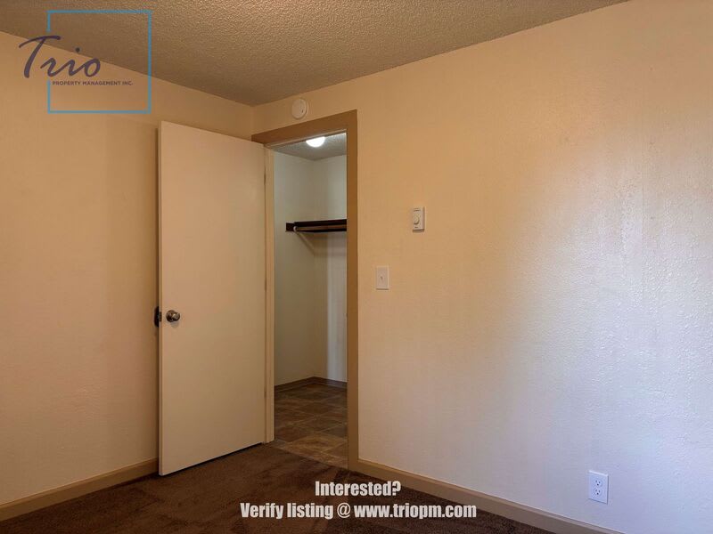 490 Macy Street – photo 4