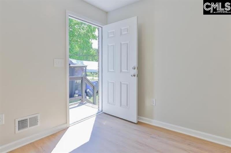 2129 Apple Valley Road B – photo 5