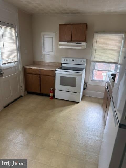 543 Bridge Street – photo 2