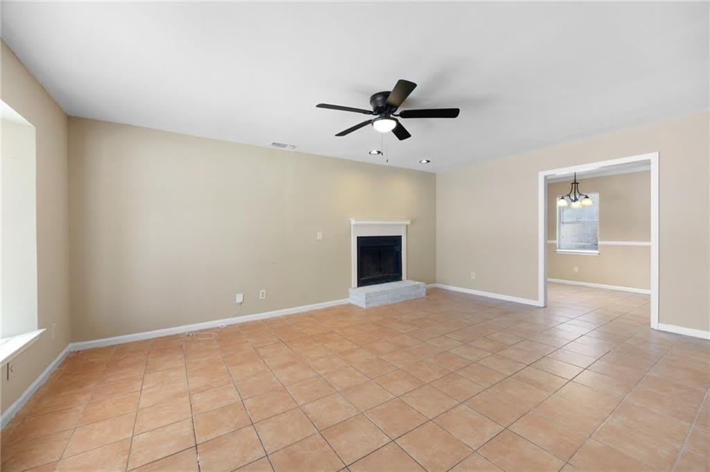 2898 Lakemont Drive SW – photo 4