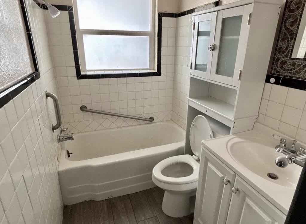 1111 Maple Ave – photo 5