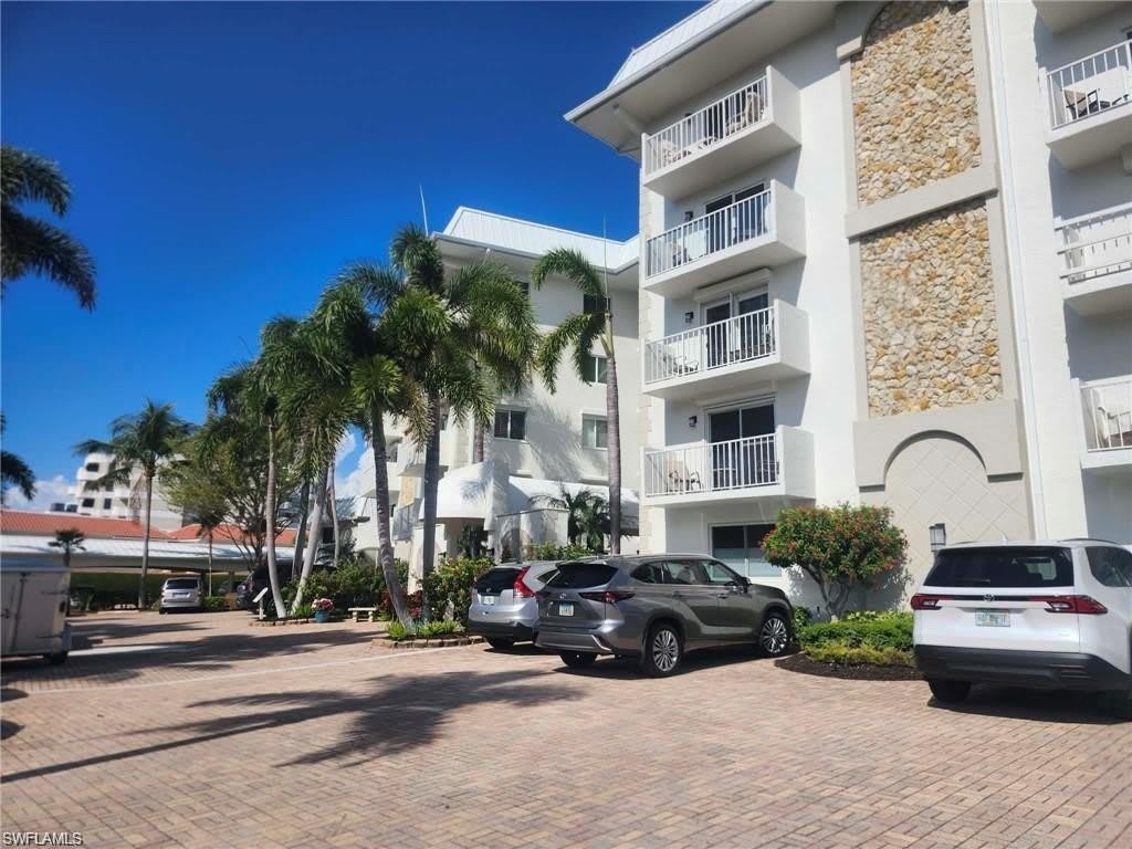 3000 Gulf Shore Blvd N – photo 1