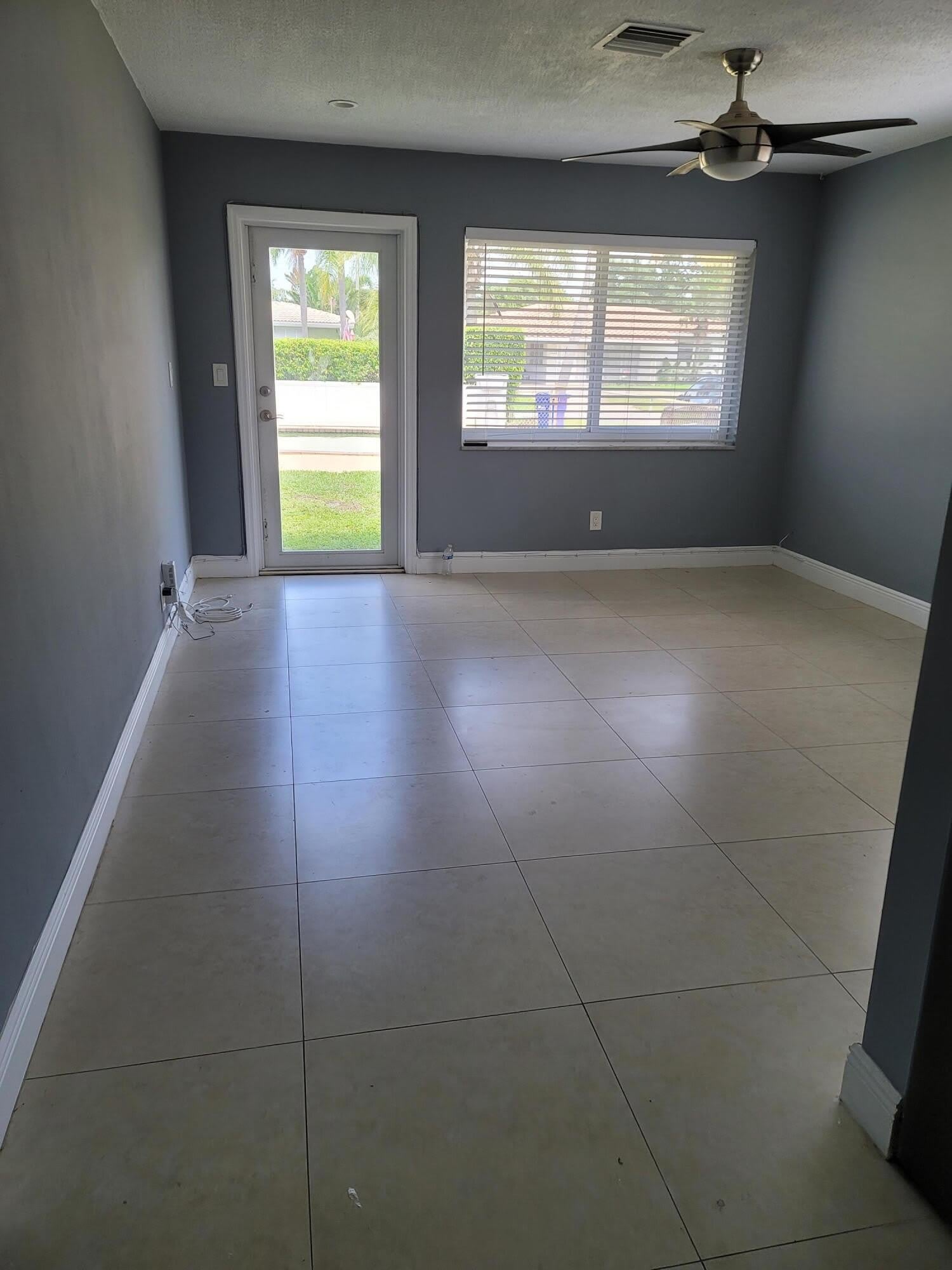 451 SE 1st Avenue – photo 4