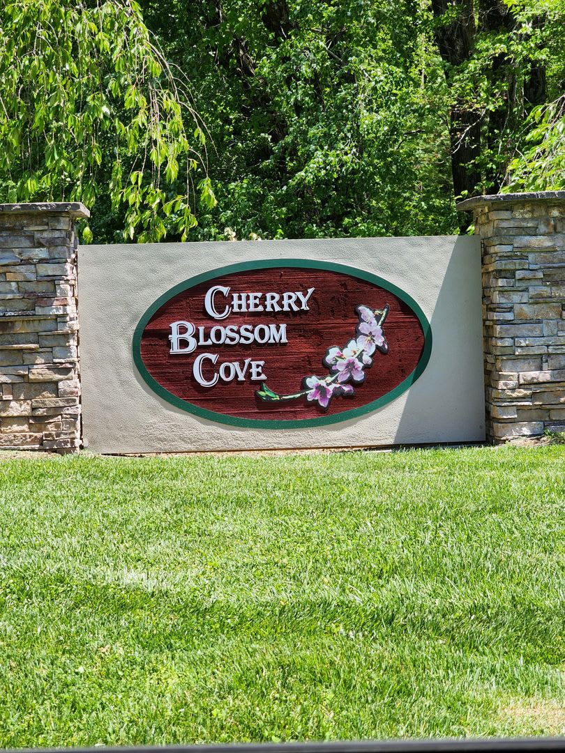 Swannanoa Townhouse – photo 4