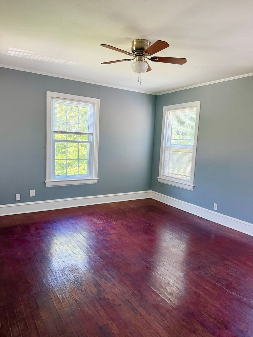 101 E Merrick – photo 5